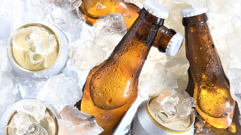 beers in ice