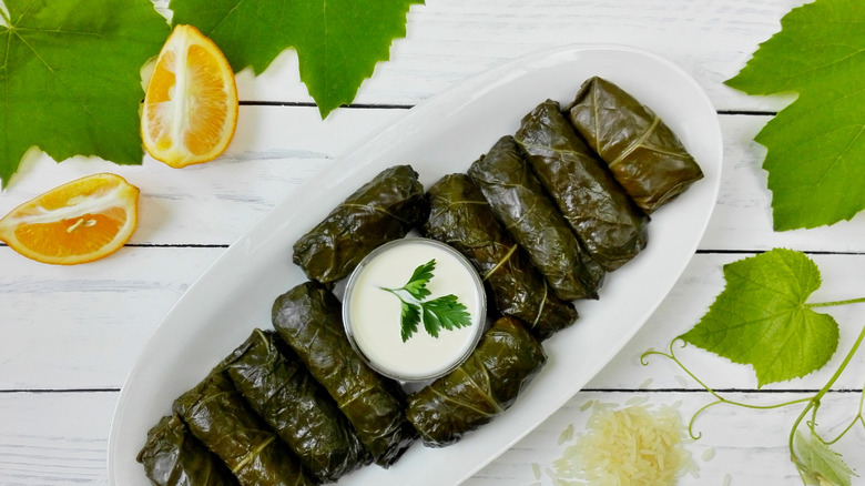 Dolmas served with yogurt sauce