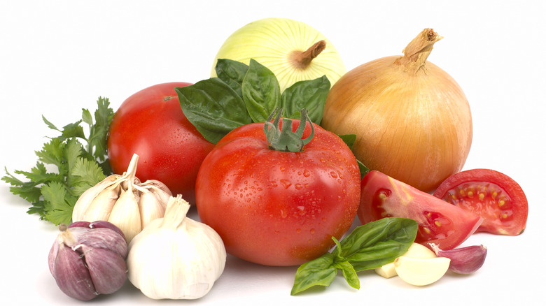 fresh tomatoes onions and garlic