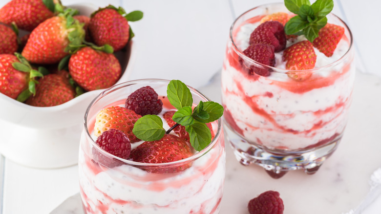 strawberry and raspberry dessert drink