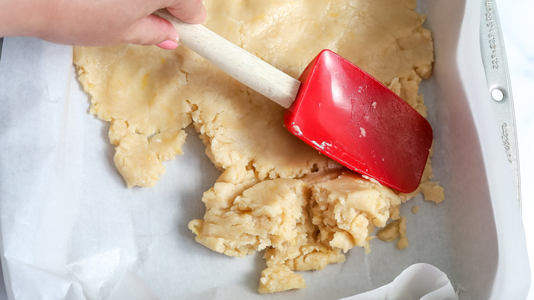 grapefruit bar crust pressed into pan