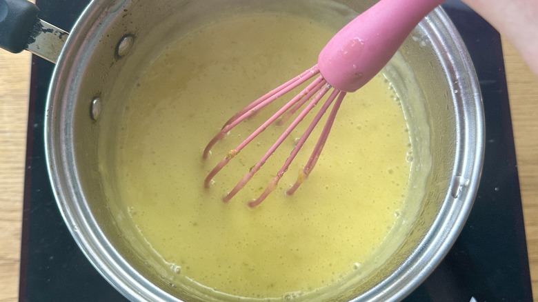 Key lime curd in pot